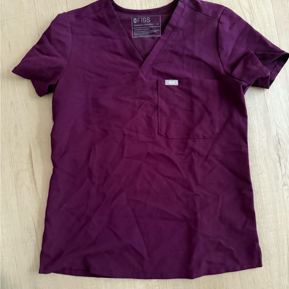 Catarina One-Pocket Scrub Top
